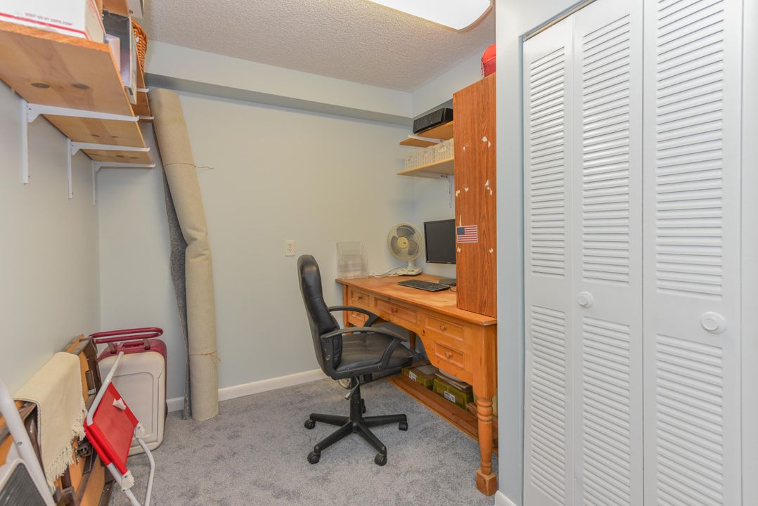 Active With Contract: $3,000 (2 beds, 2 baths, 1332 Square Feet)