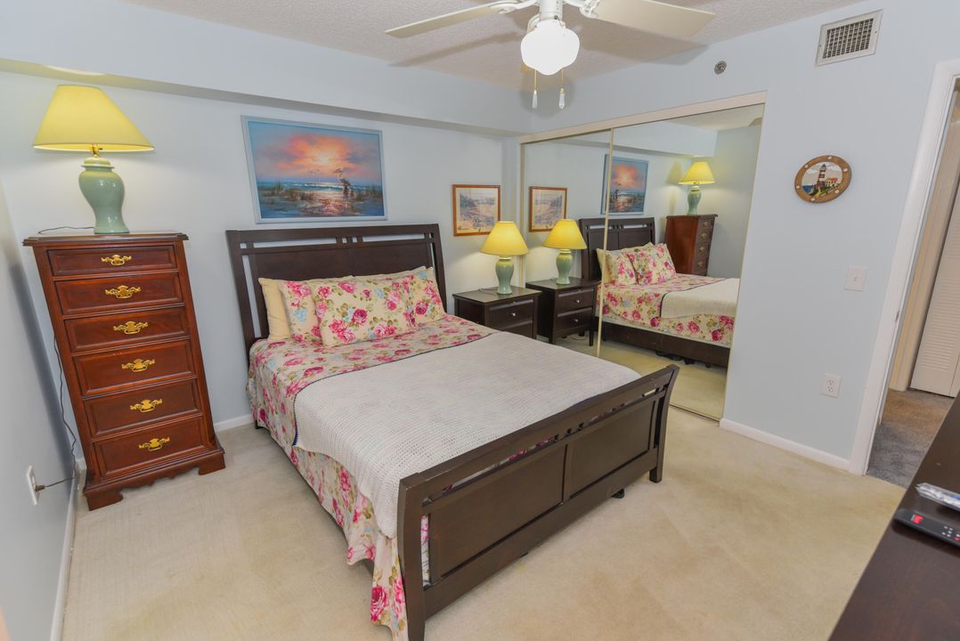 Active With Contract: $3,000 (2 beds, 2 baths, 1332 Square Feet)