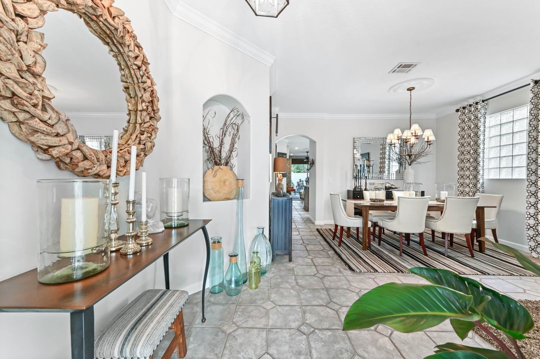 Active With Contract: $595,000 (3 beds, 2 baths, 1688 Square Feet)