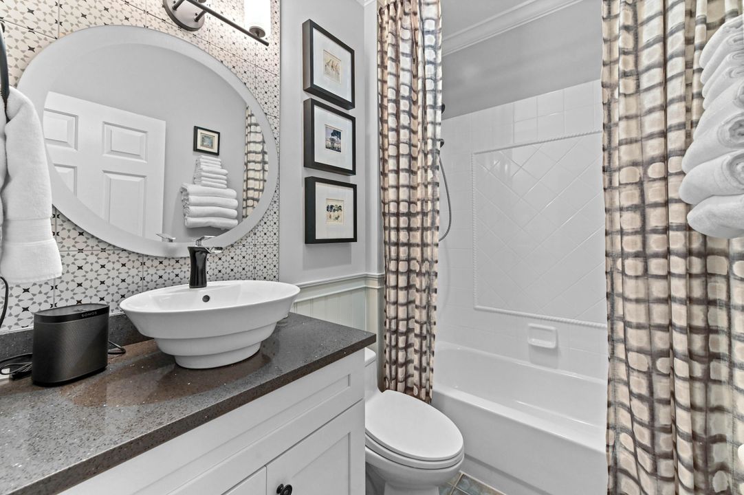 Active With Contract: $595,000 (3 beds, 2 baths, 1688 Square Feet)