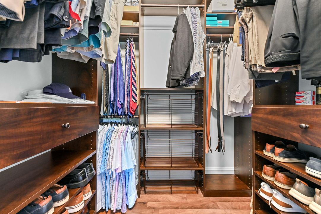 Active With Contract: $595,000 (3 beds, 2 baths, 1688 Square Feet)