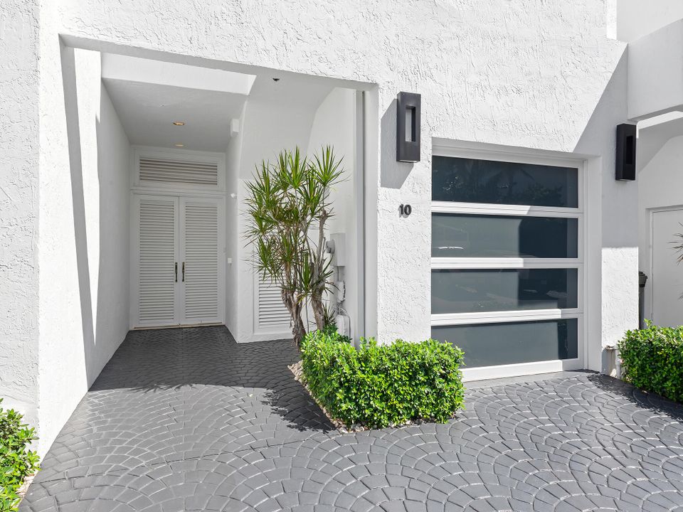 На продажу: $3,450,000 (4 спален, 3 ванн, 2355 Квадратных фут)