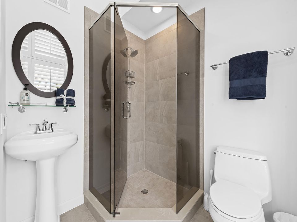 На продажу: $3,450,000 (4 спален, 3 ванн, 2355 Квадратных фут)