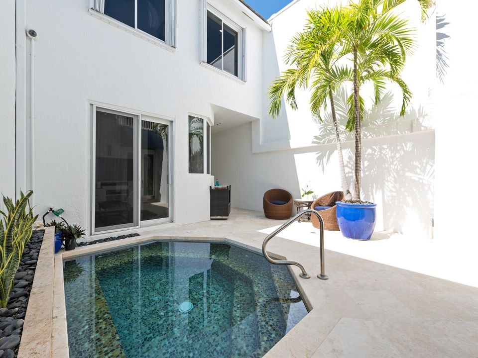 На продажу: $3,450,000 (4 спален, 3 ванн, 2355 Квадратных фут)