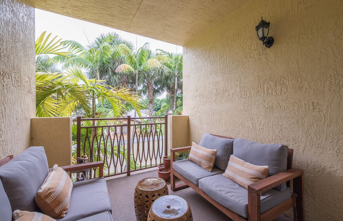 En Renta: $3,850 (2 camas, 3 baños, 2284 Pies cuadrados)