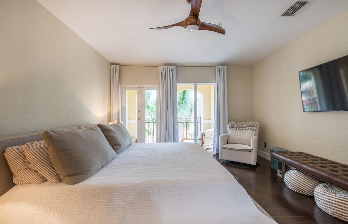 En Renta: $3,850 (2 camas, 3 baños, 2284 Pies cuadrados)