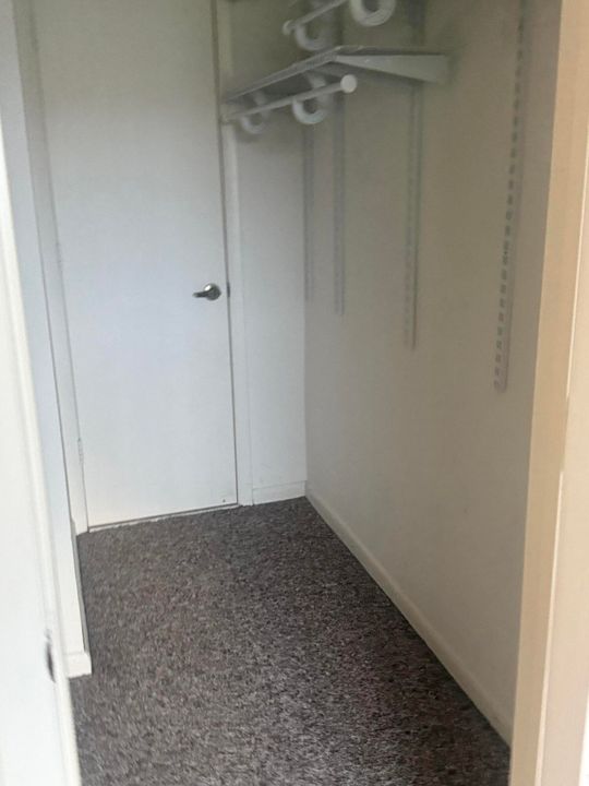 For Rent: $1,900 (2 beds, 2 baths, 1209 Square Feet)