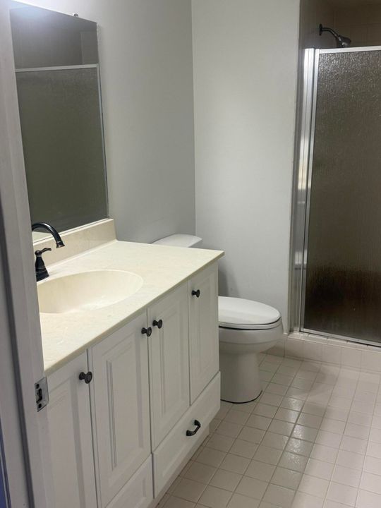 For Rent: $1,900 (2 beds, 2 baths, 1209 Square Feet)