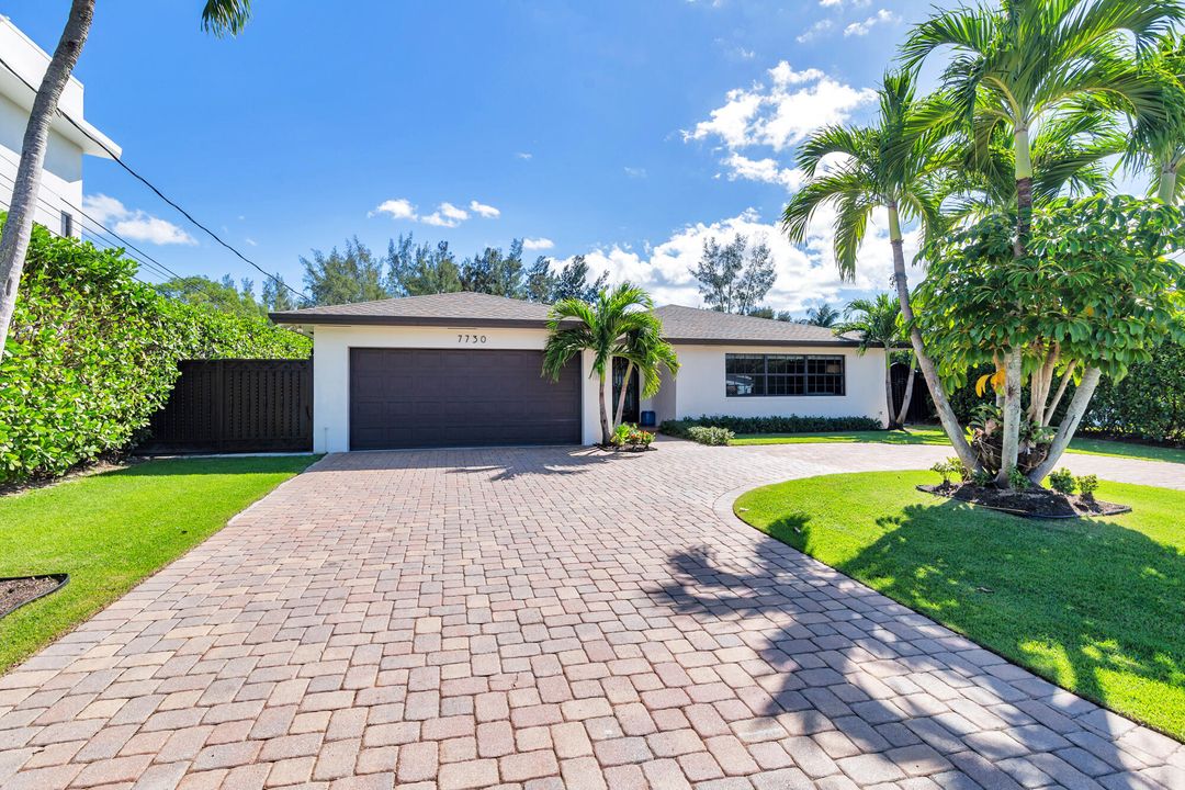 For Sale: $1,450,000 (4 beds, 3 baths, 2425 Square Feet)