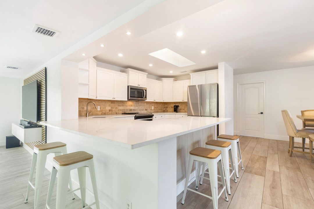 For Sale: $1,450,000 (4 beds, 3 baths, 2425 Square Feet)