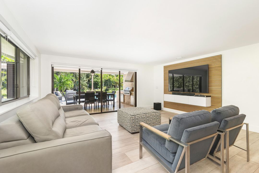 For Sale: $1,450,000 (4 beds, 3 baths, 2425 Square Feet)