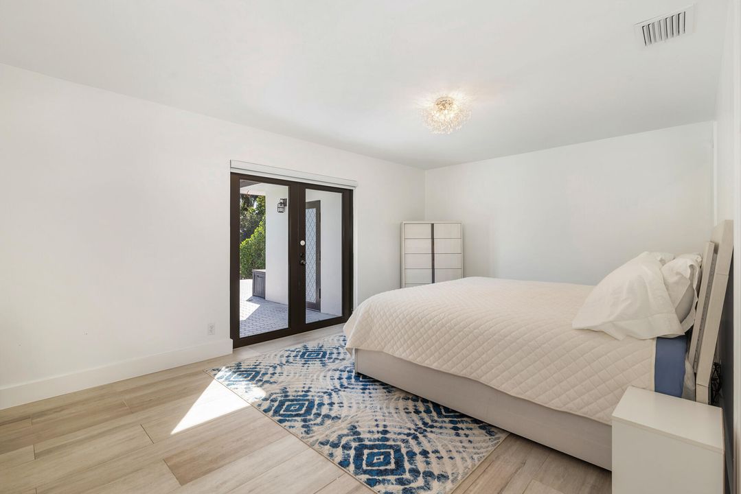 For Sale: $1,450,000 (4 beds, 3 baths, 2425 Square Feet)