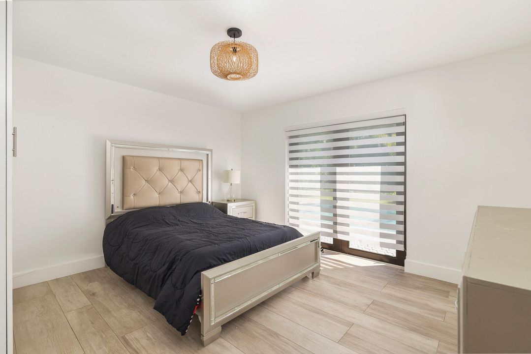 For Sale: $1,450,000 (4 beds, 3 baths, 2425 Square Feet)