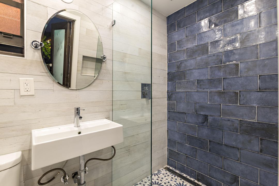 For Sale: $1,450,000 (4 beds, 3 baths, 2425 Square Feet)