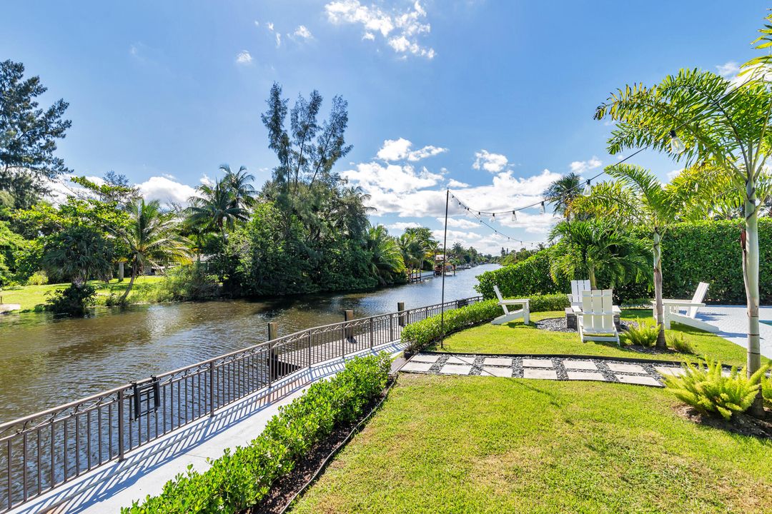 For Sale: $1,450,000 (4 beds, 3 baths, 2425 Square Feet)