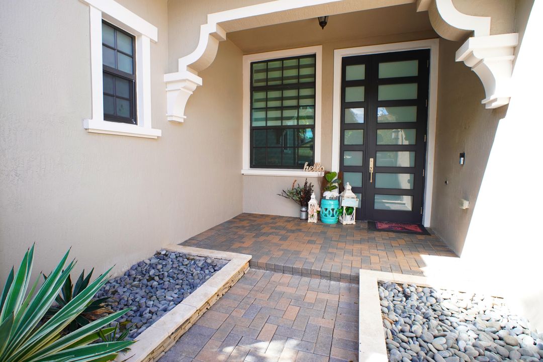 For Sale: $1,750,000 (5 beds, 3 baths, 3494 Square Feet)