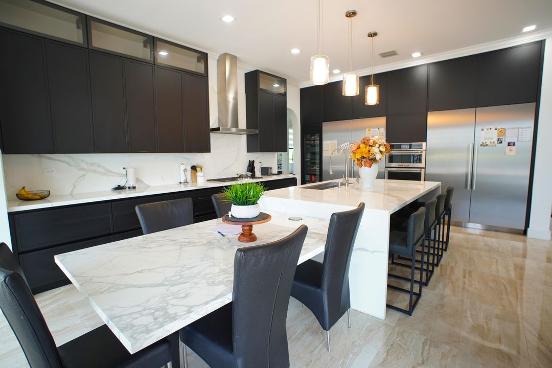 For Sale: $1,750,000 (5 beds, 3 baths, 3494 Square Feet)