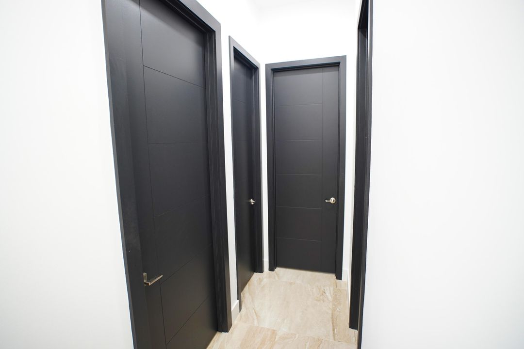 For Sale: $1,750,000 (5 beds, 3 baths, 3494 Square Feet)