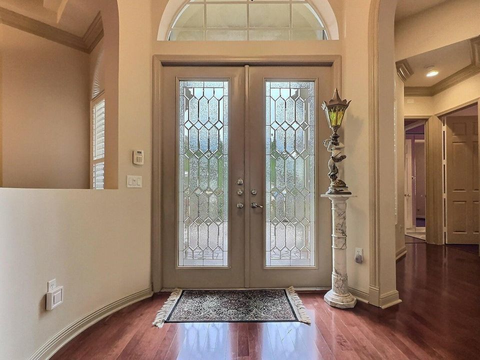 En Venta: $759,000 (3 camas, 2 baños, 2803 Pies cuadrados)