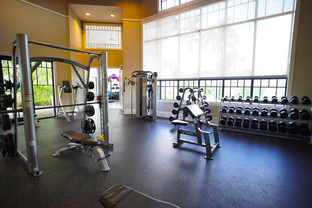 For Sale: $1,750,000 (5 beds, 3 baths, 3494 Square Feet)