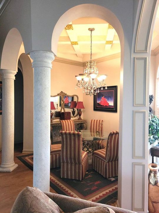 En Venta: $759,000 (3 camas, 2 baños, 2803 Pies cuadrados)