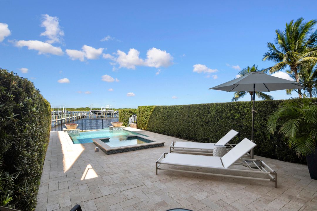 For Sale: $2,595,000 (3 beds, 4 baths, 3099 Square Feet)