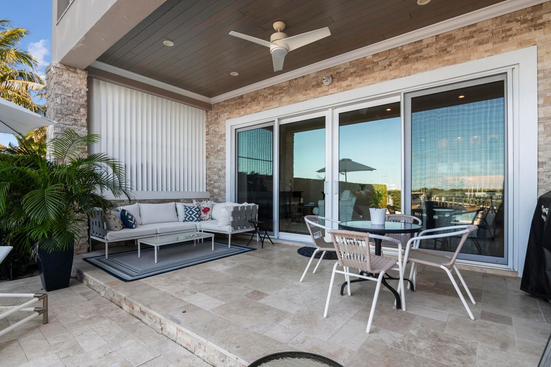 For Sale: $2,595,000 (3 beds, 4 baths, 3099 Square Feet)