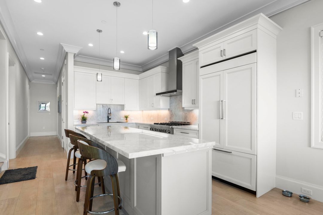 For Sale: $2,595,000 (3 beds, 4 baths, 3099 Square Feet)