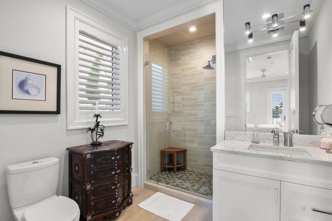 For Sale: $2,595,000 (3 beds, 4 baths, 3099 Square Feet)