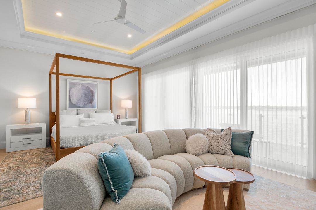 For Sale: $2,595,000 (3 beds, 4 baths, 3099 Square Feet)