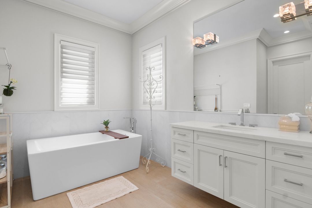 For Sale: $2,595,000 (3 beds, 4 baths, 3099 Square Feet)