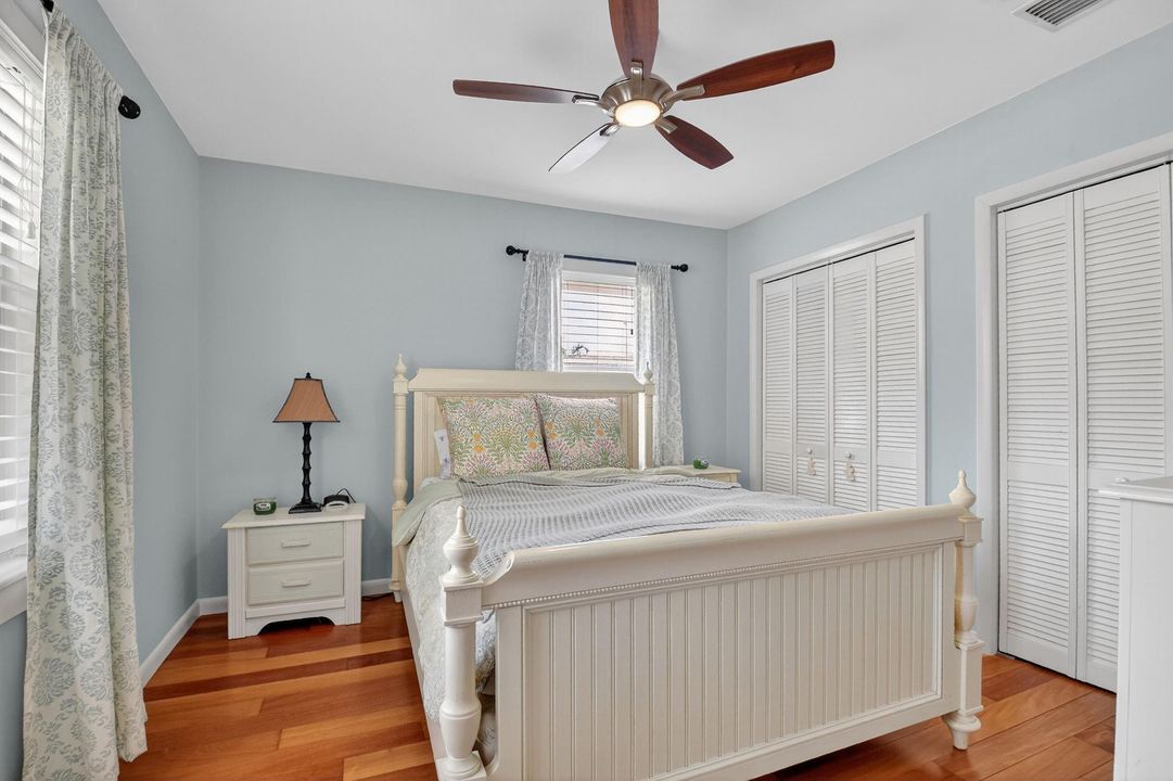 Active With Contract: $418,000 (3 beds, 1 baths, 1191 Square Feet)