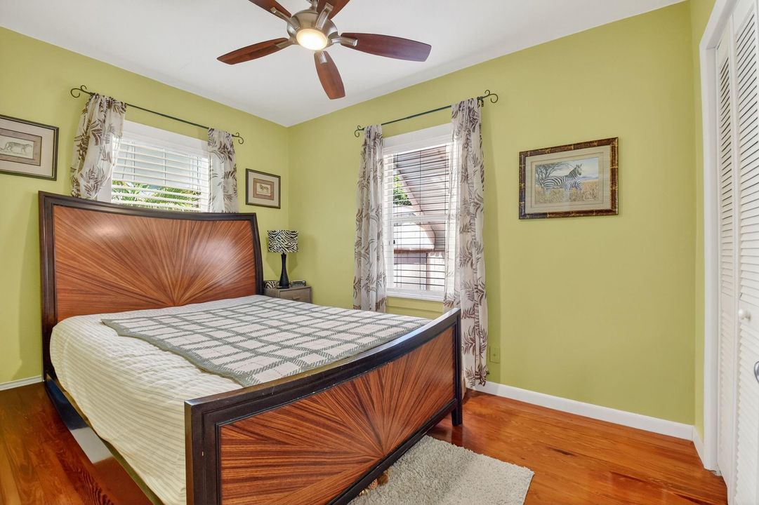 Active With Contract: $418,000 (3 beds, 1 baths, 1191 Square Feet)