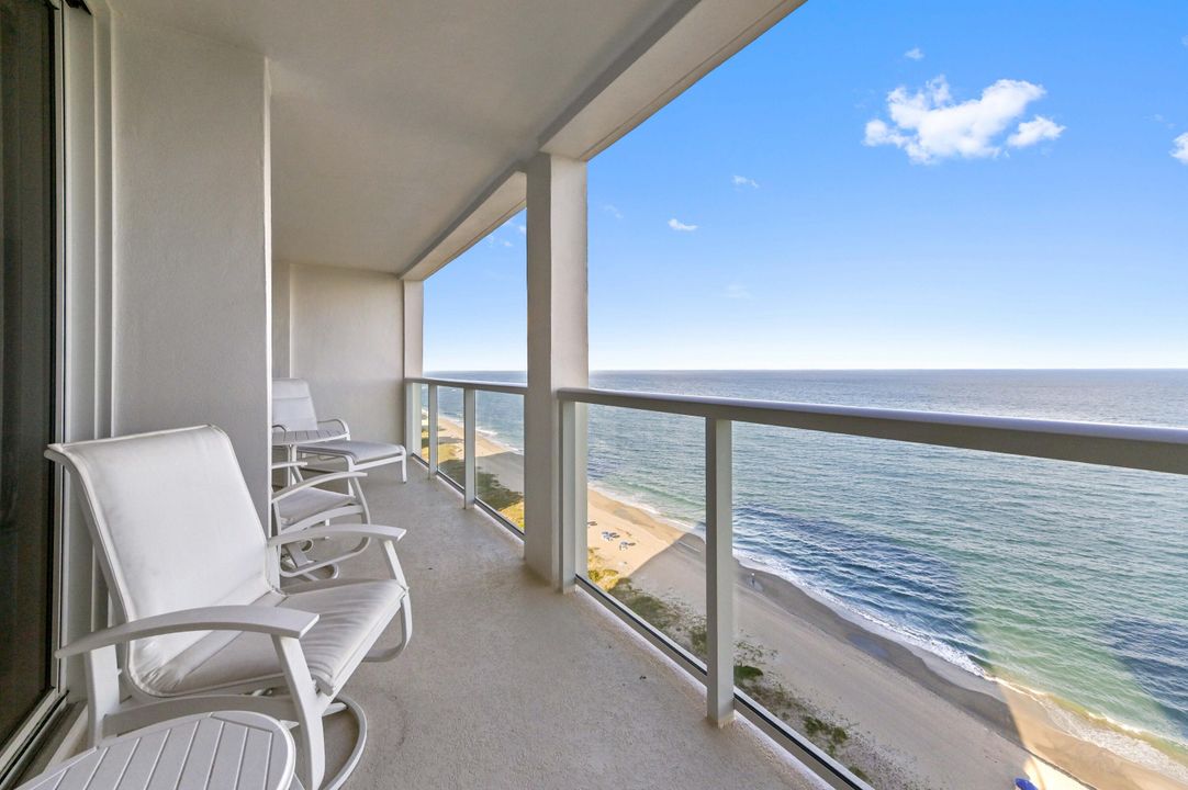 For Sale: $1,995,000 (2 beds, 2 baths, 1423 Square Feet)