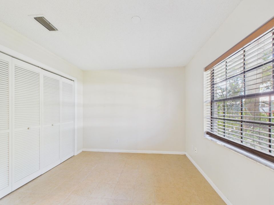 В аренду: $2,275 (3 спален, 2 ванн, 1500 Квадратных фут)