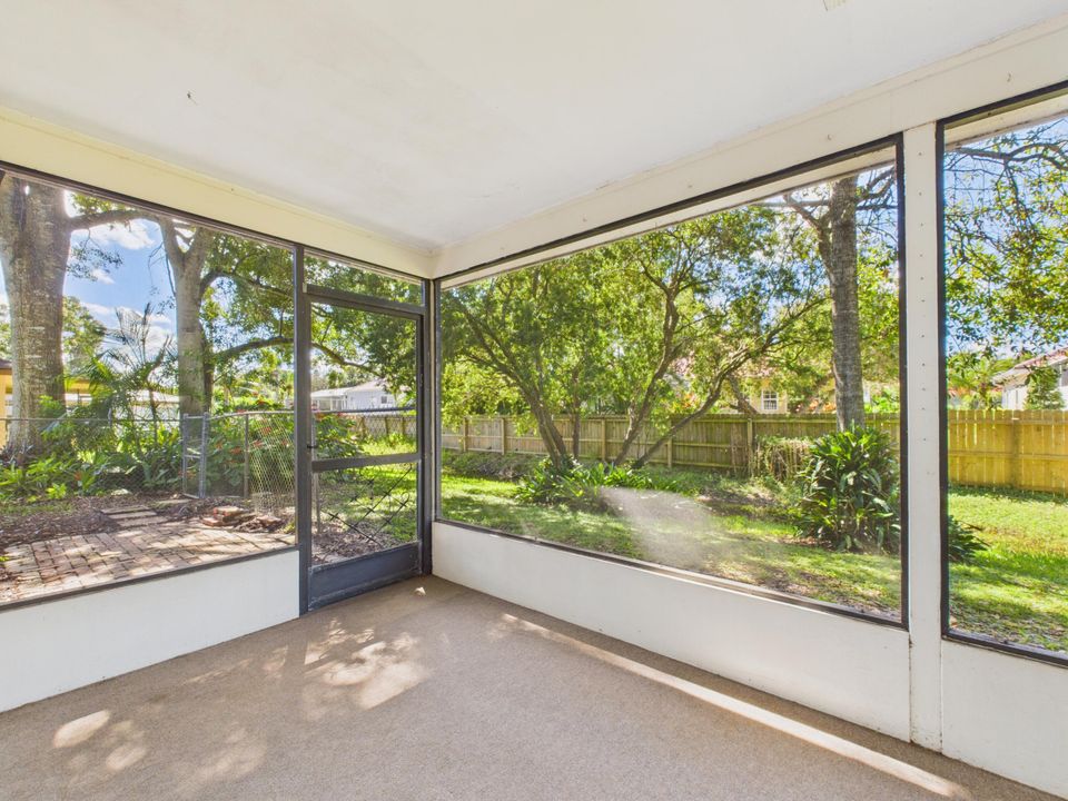 В аренду: $2,275 (3 спален, 2 ванн, 1500 Квадратных фут)