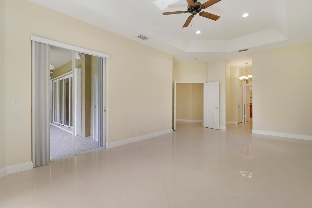 For Sale: $672,500 (4 beds, 3 baths, 3039 Square Feet)