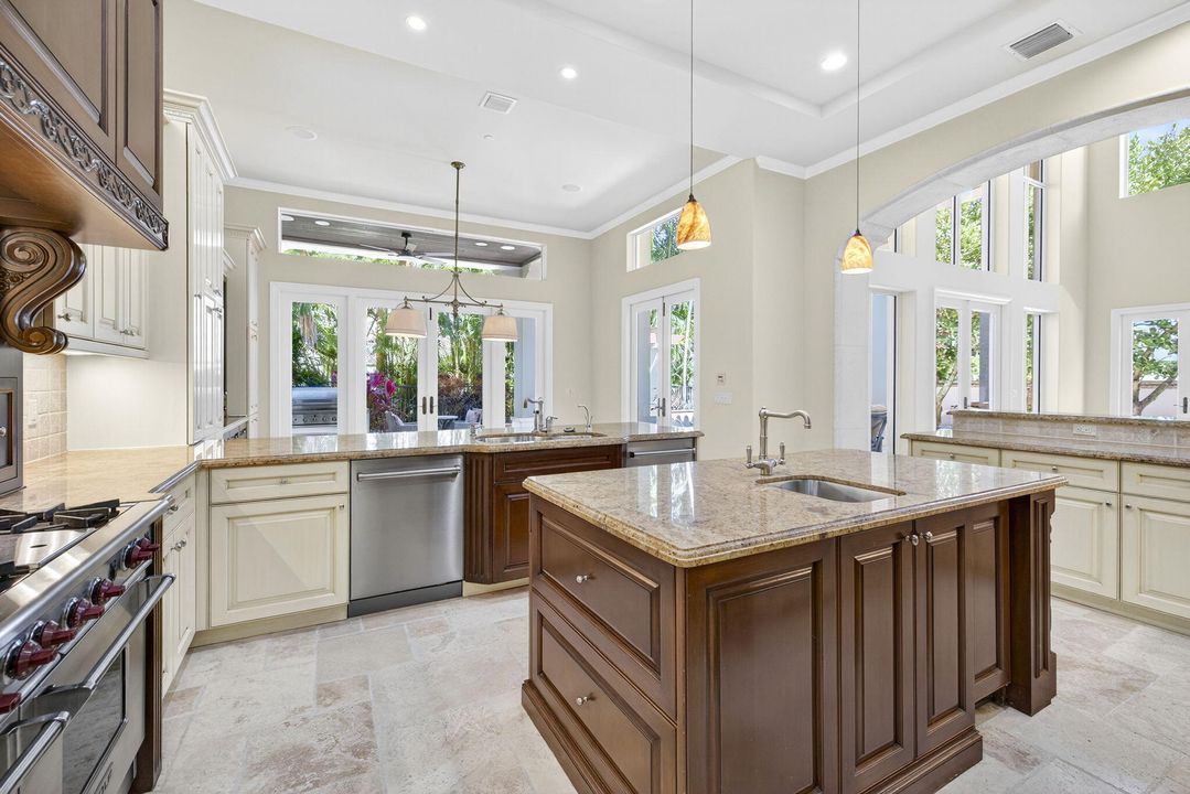 For Sale: $4,299,999 (4 beds, 5 baths, 4231 Square Feet)