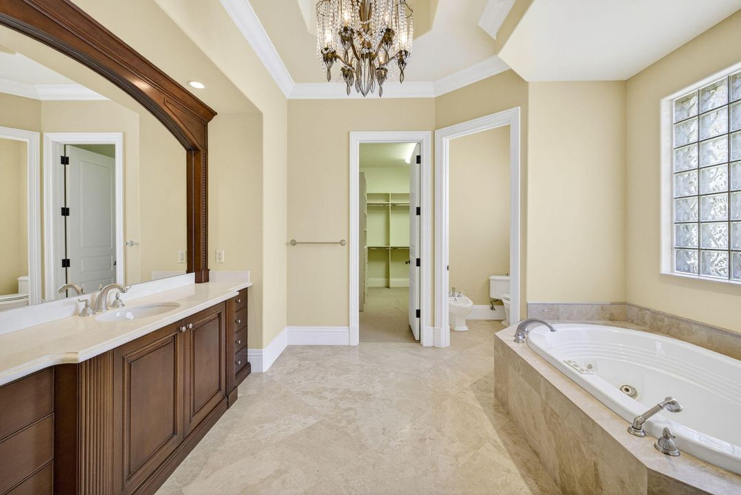 For Sale: $4,299,999 (4 beds, 5 baths, 4231 Square Feet)