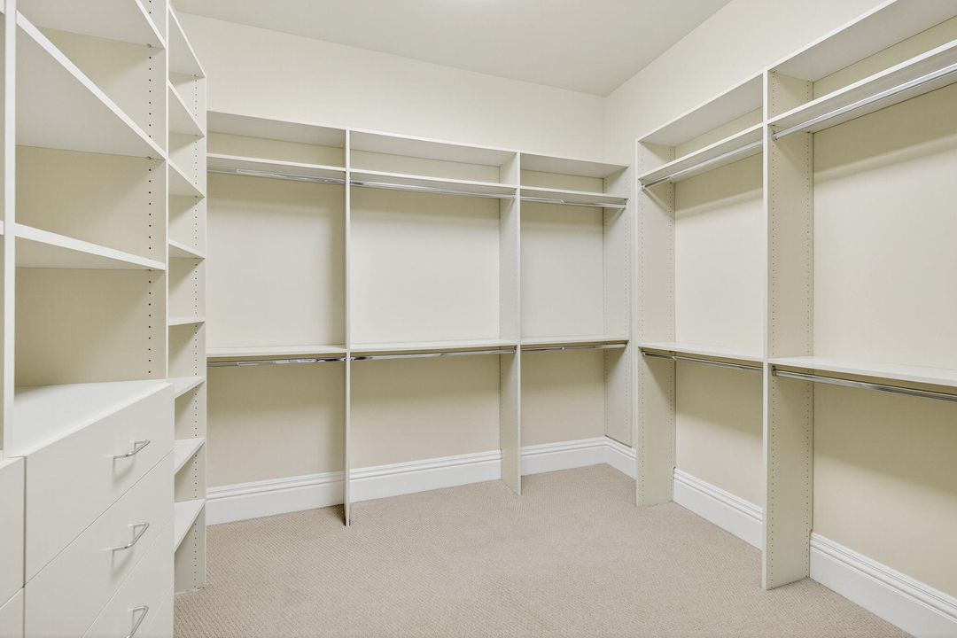 For Sale: $4,299,999 (4 beds, 5 baths, 4231 Square Feet)