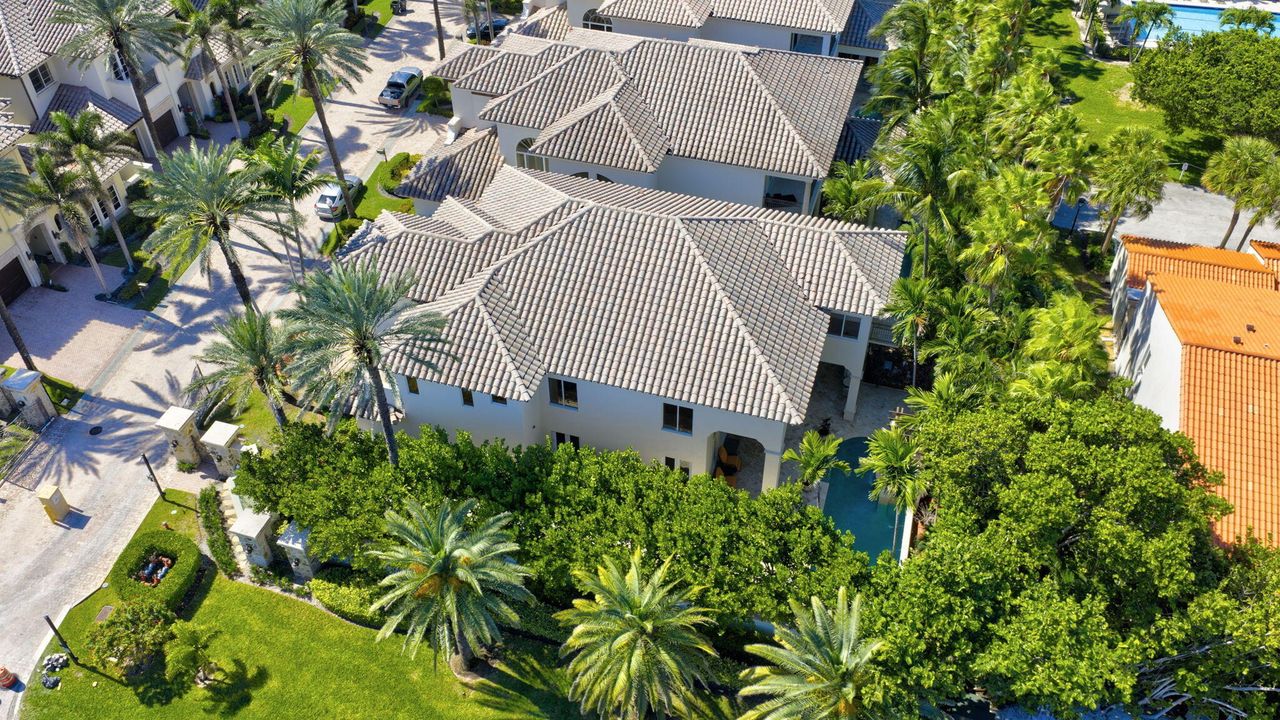 For Sale: $4,299,999 (4 beds, 5 baths, 4231 Square Feet)