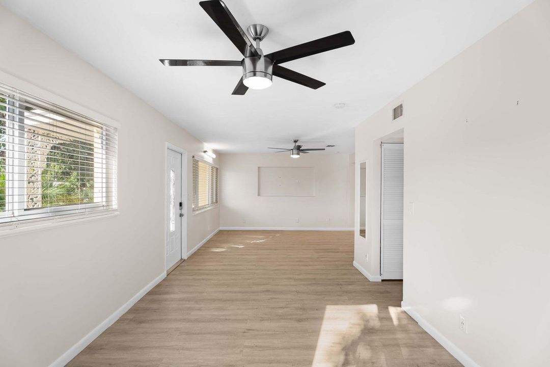 For Sale: $609,999 (3 beds, 2 baths, 1167 Square Feet)