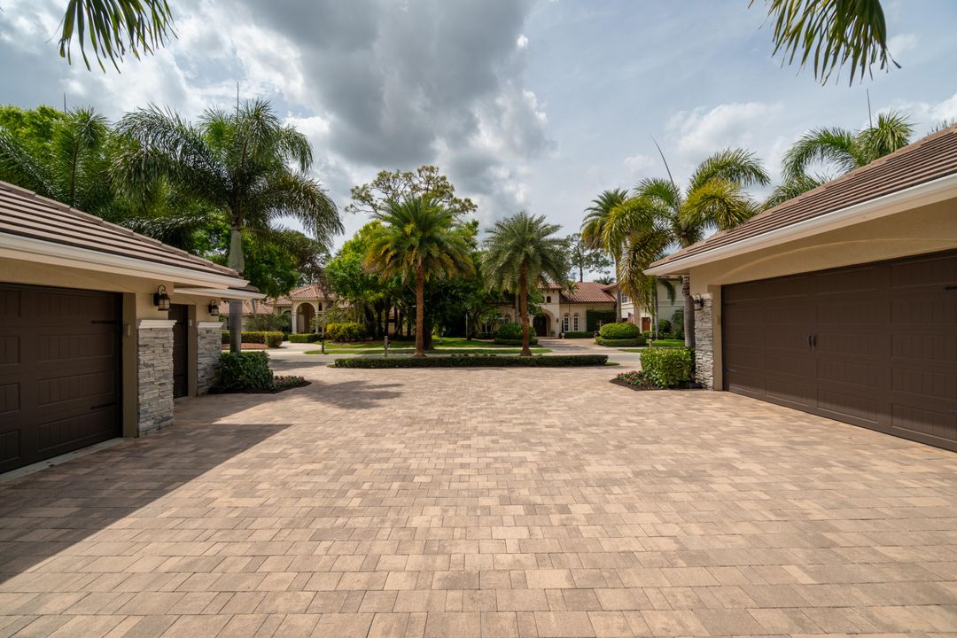 For Sale: $2,950,000 (4 beds, 5 baths, 3703 Square Feet)