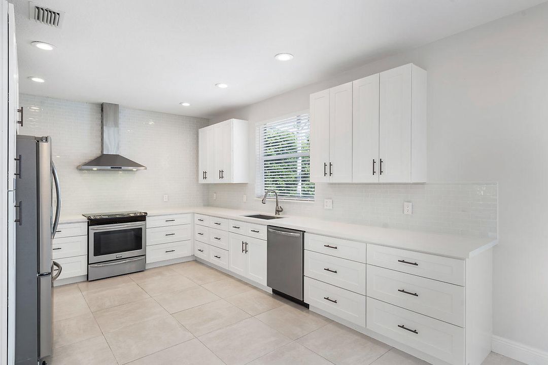 Active With Contract: $6,500 (4 beds, 3 baths, 2770 Square Feet)