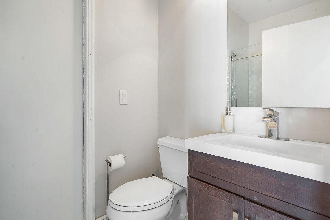 Active With Contract: $6,500 (4 beds, 3 baths, 2770 Square Feet)