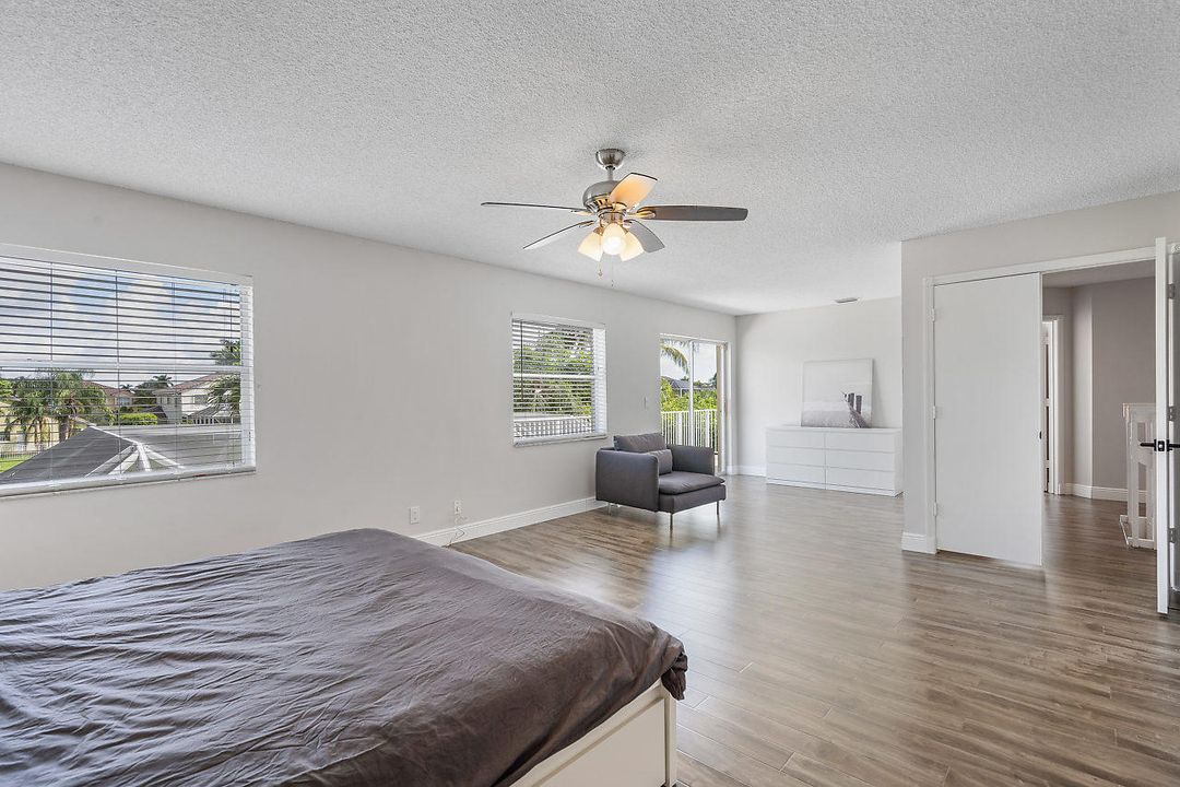 Active With Contract: $6,500 (4 beds, 3 baths, 2770 Square Feet)