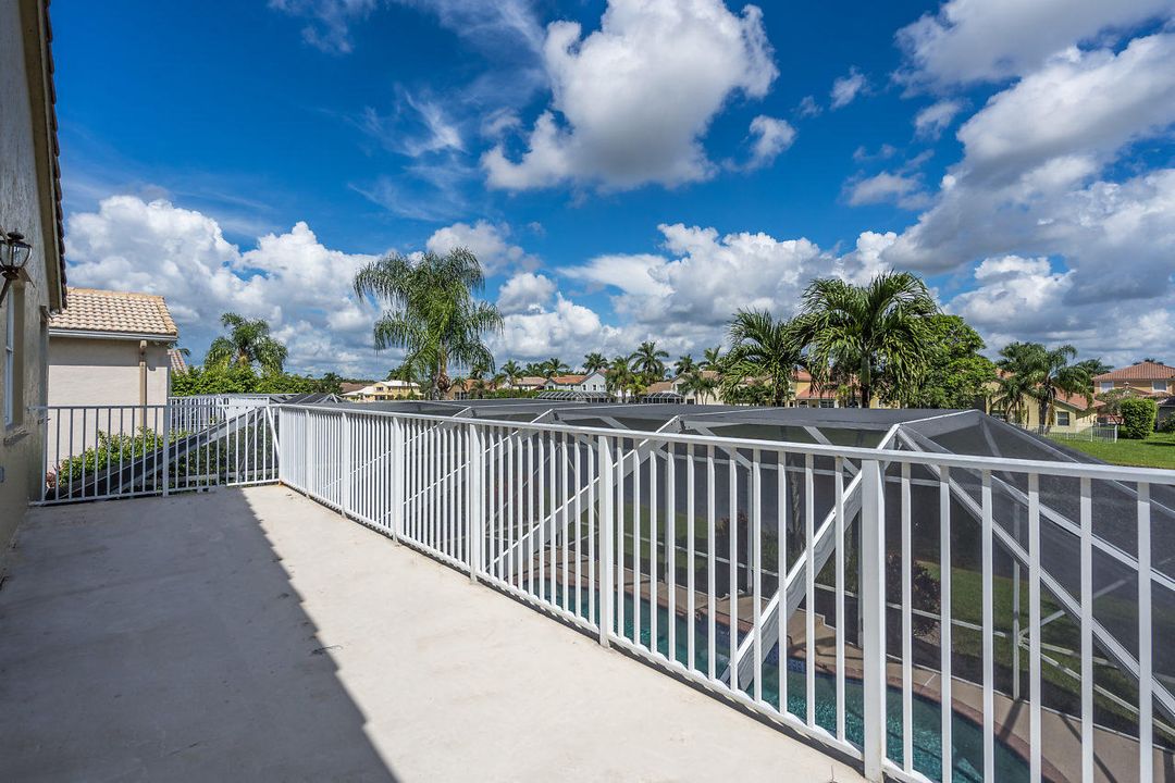 Active With Contract: $6,500 (4 beds, 3 baths, 2770 Square Feet)