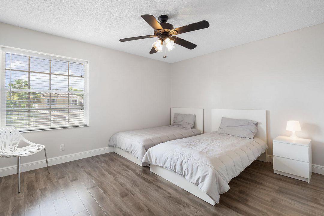 Active With Contract: $6,500 (4 beds, 3 baths, 2770 Square Feet)