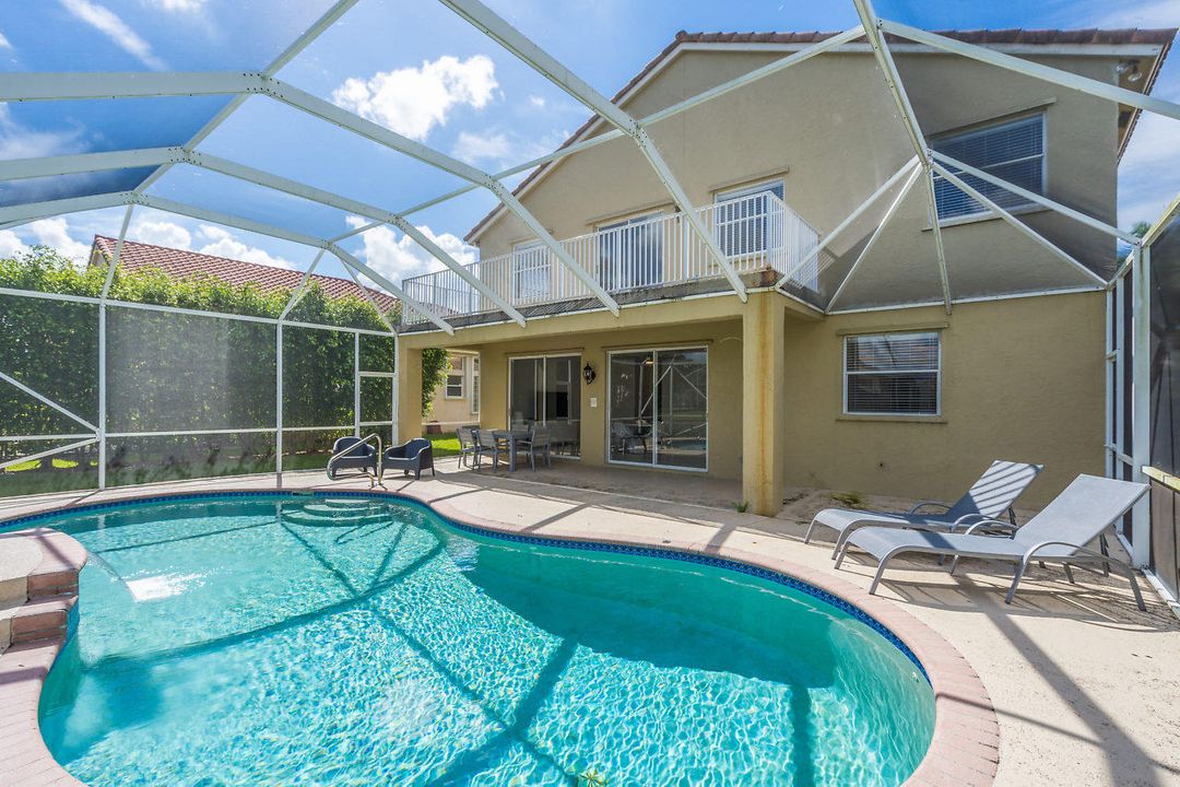 Active With Contract: $6,500 (4 beds, 3 baths, 2770 Square Feet)