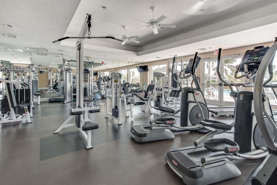 Active With Contract: $6,500 (4 beds, 3 baths, 2770 Square Feet)